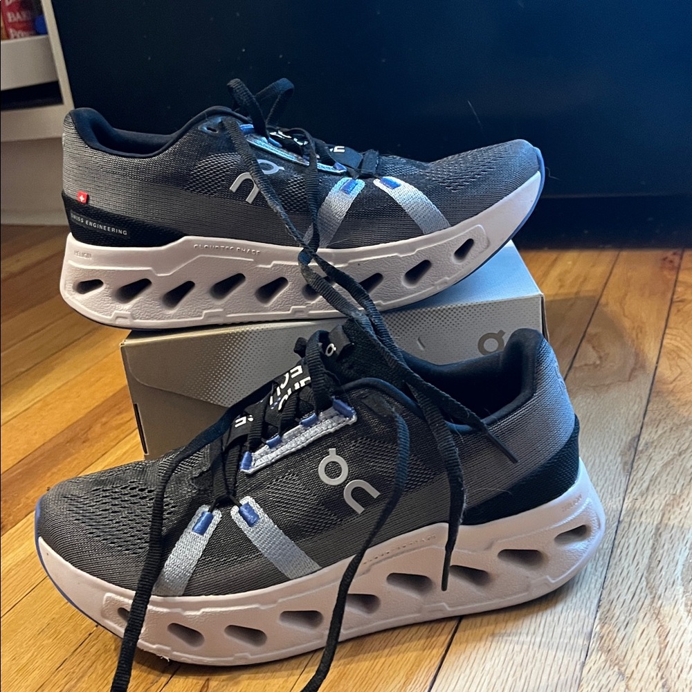 On Cloud Eclipse Running Gray And Black Sneakers … - image 8